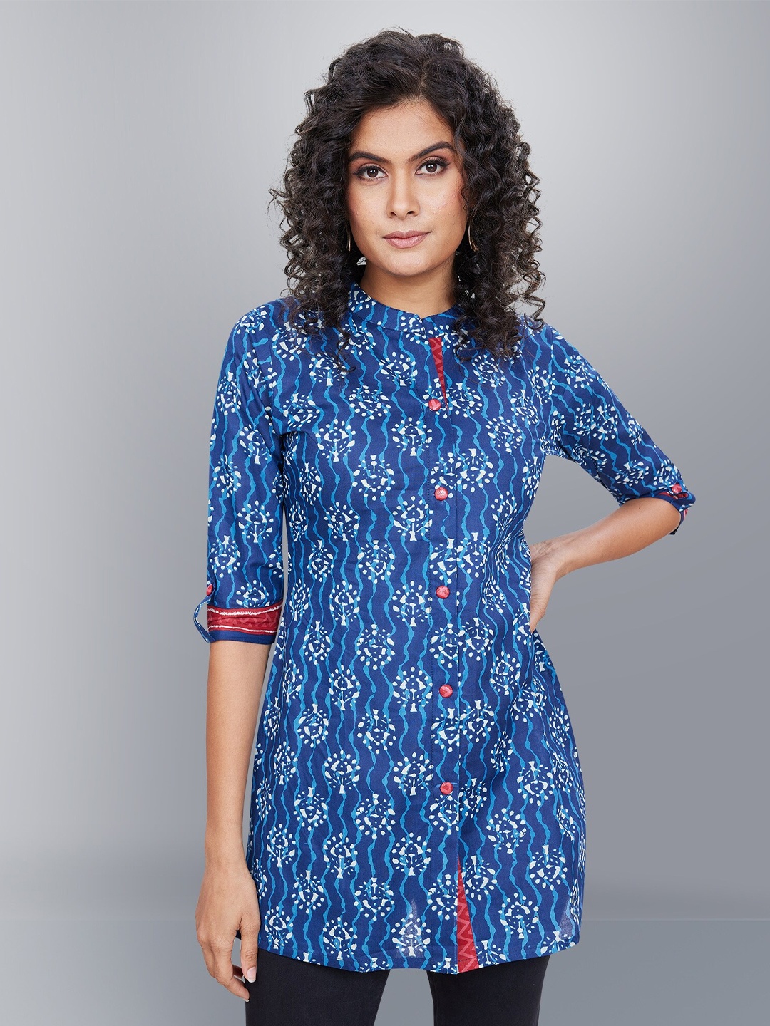 

Jevi Prints Ethnic Motifs Printed Pure Cotton Straight Kurti, Blue