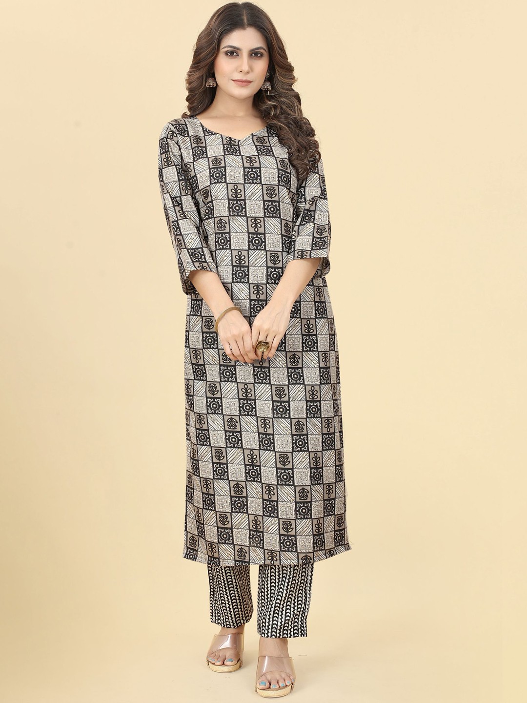 

EVERMORE Ethnic Motif Printed Regular Kurta With Trousers, Grey