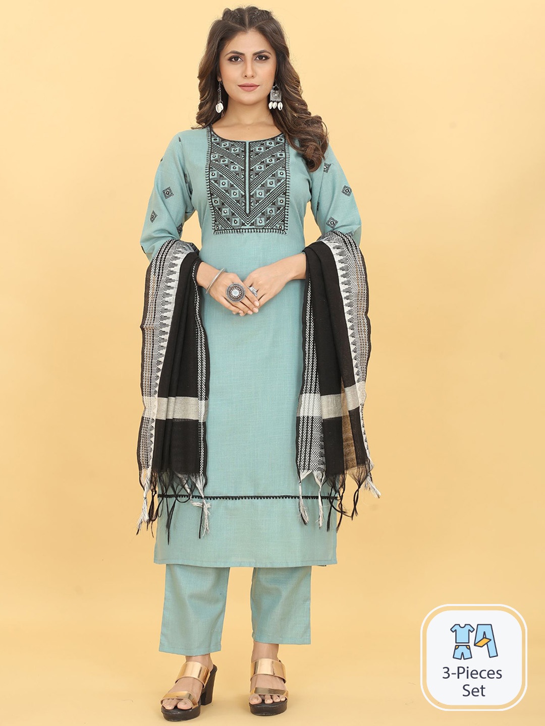 

EVERMORE Ethnic Motifs Embroidered Regular Mirror Work Kurta With Trousers & Dupatta, Turquoise blue