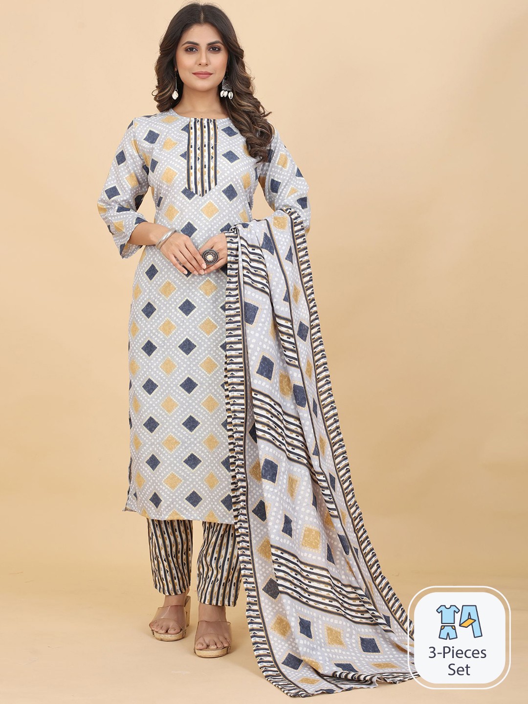 

EVERMORE Geometric Printed Regular Straight Kurta & Trousers With Dupatta, Grey