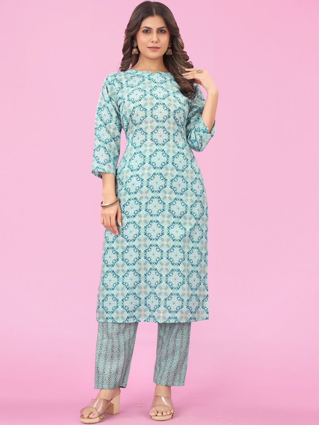 

Bridha Ethnic Motifs Printed Regular Kurti With Trousers, Turquoise blue