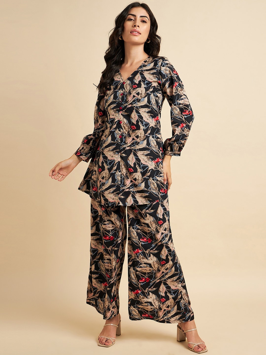 

Azira Floral Printed Tunic & Trousers Co-Ords, Black