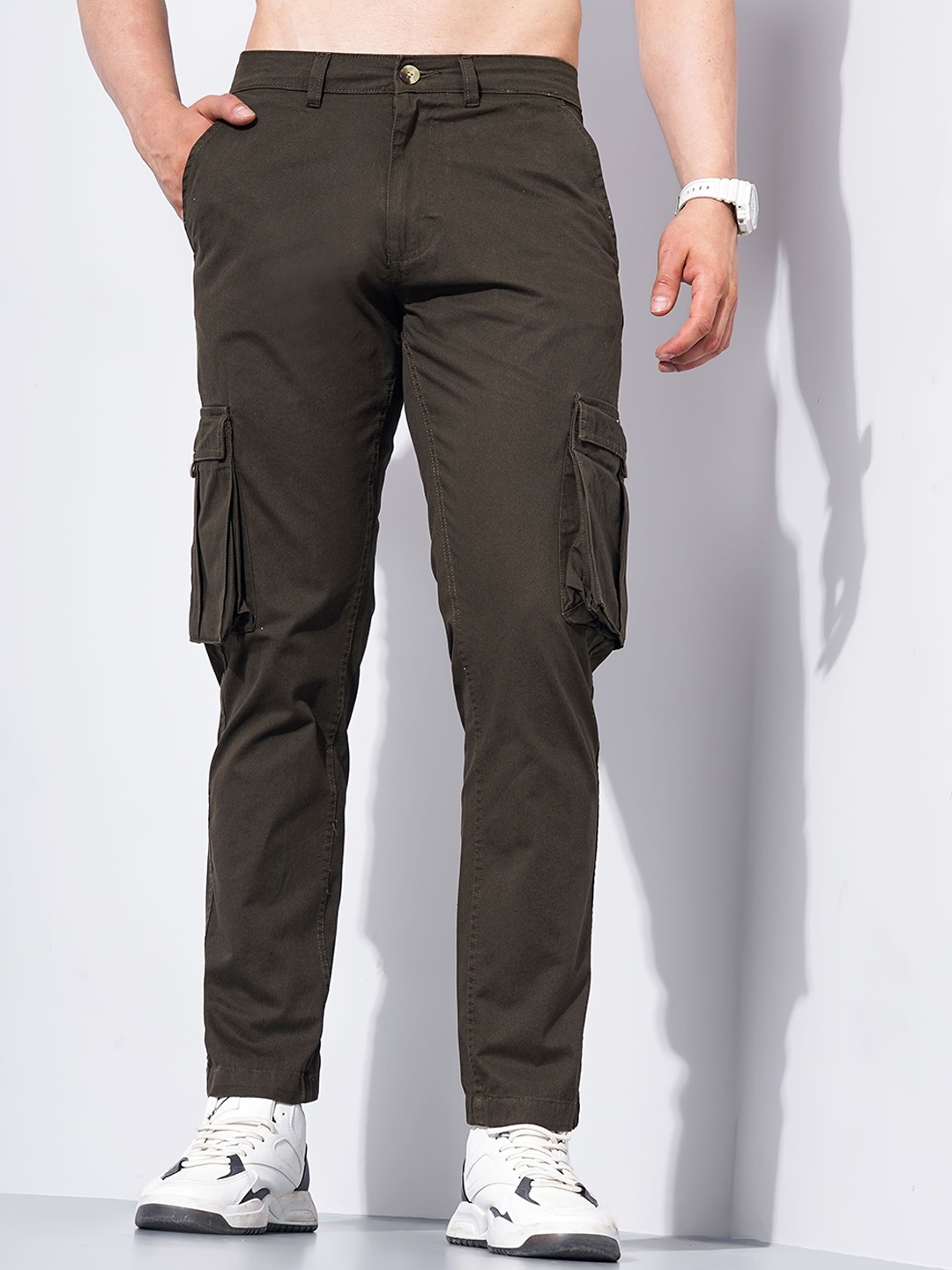 

Celio Men Loose Fit Comfort Cargos Trousers, Brown