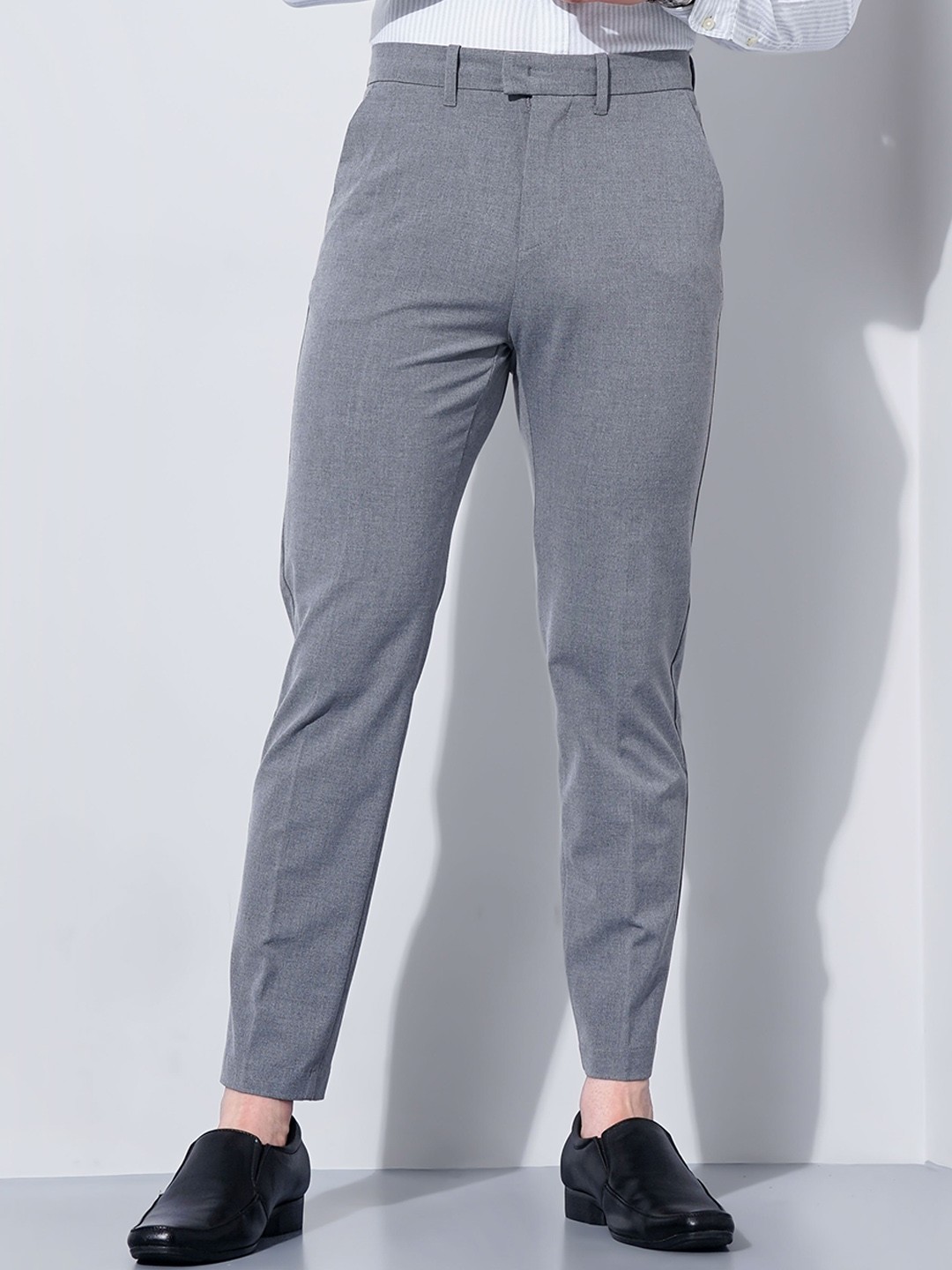 

Celio Men Slim Fit Linen Formal Trousers, Grey