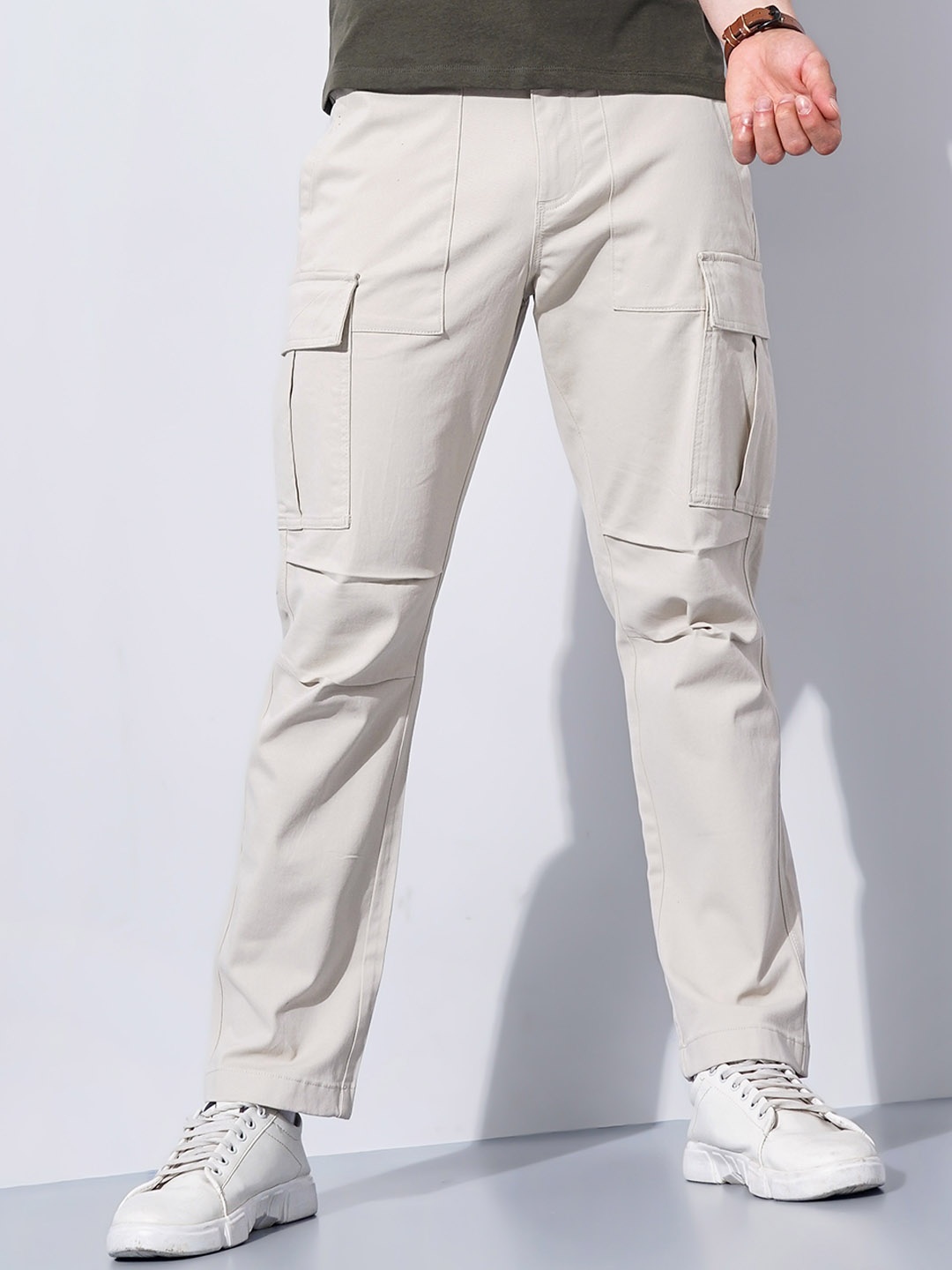 

Celio Men Comfort Cargos Trousers, Cream