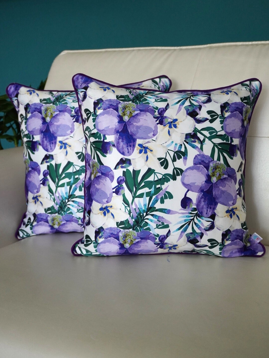 

TARA- Sparkling Homes 2 Pcs Purple & White Floral Square Cushion Covers