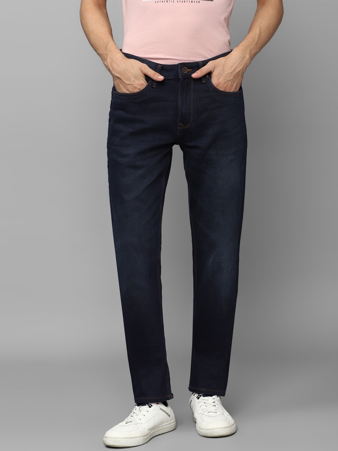 

Louis Philippe Jeans Men Slim Fit Clean Look Mid-Rise Stretchable Jeans, Navy blue