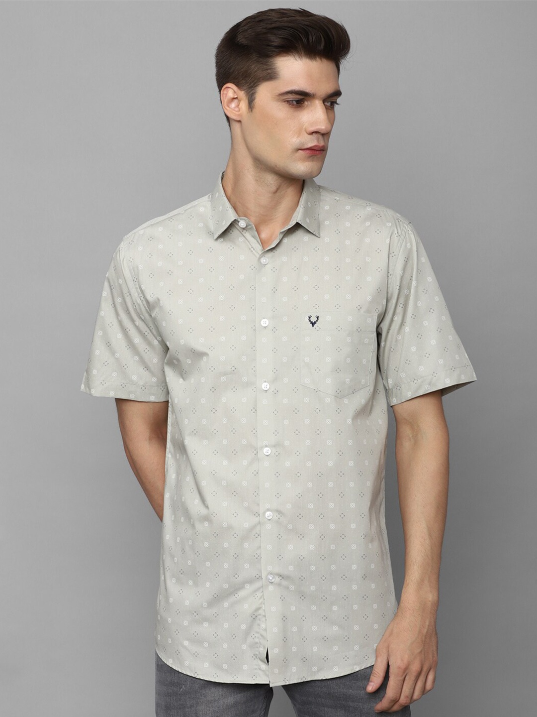 

Allen Solly Geometric Printed Slim Fit Pure Cotton Casual Shirt, Green