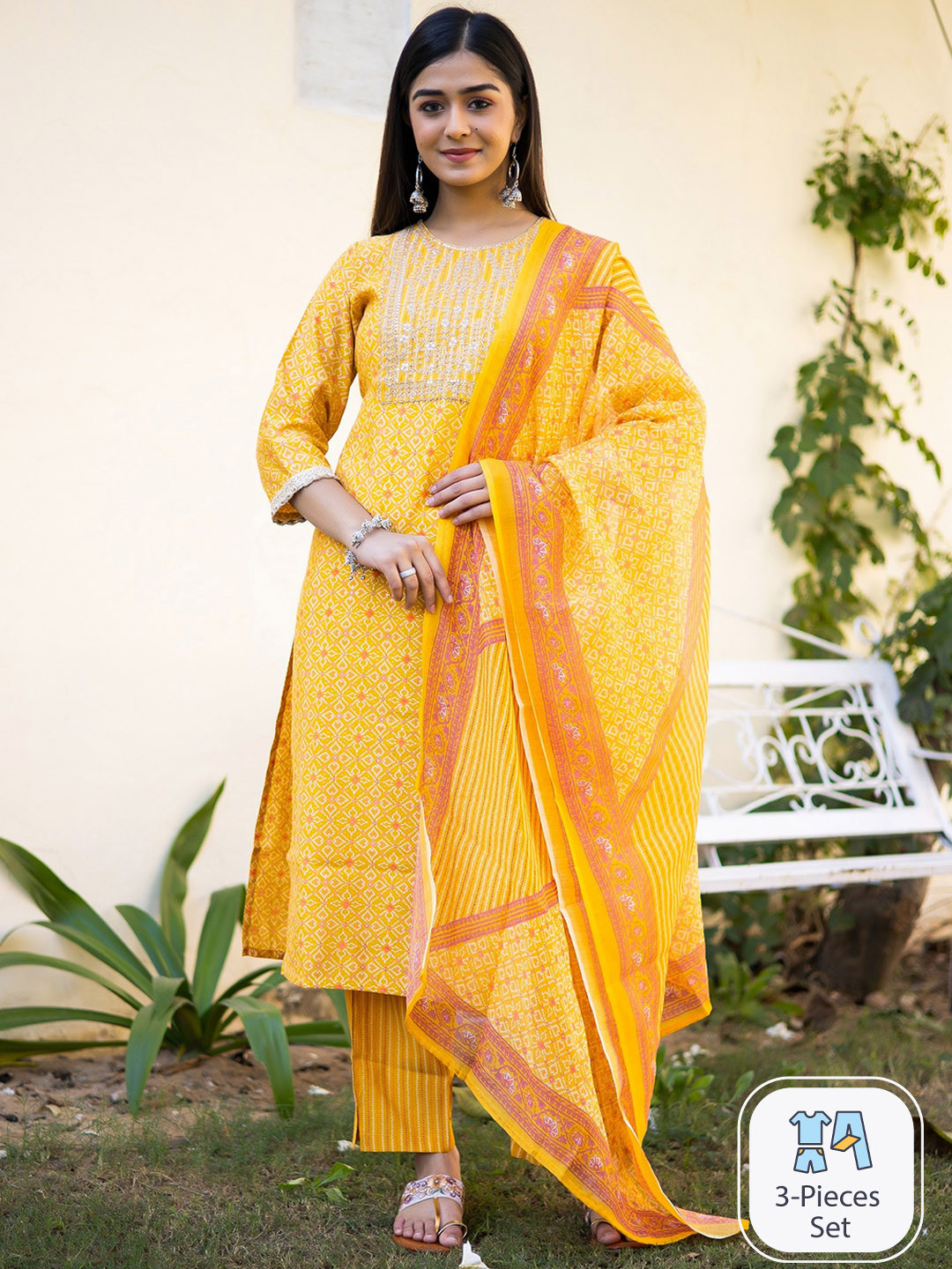 

misbis Women Ethnic Motifs Printed Thread Work Kurta with Trousers & With Dupatta, Yellow