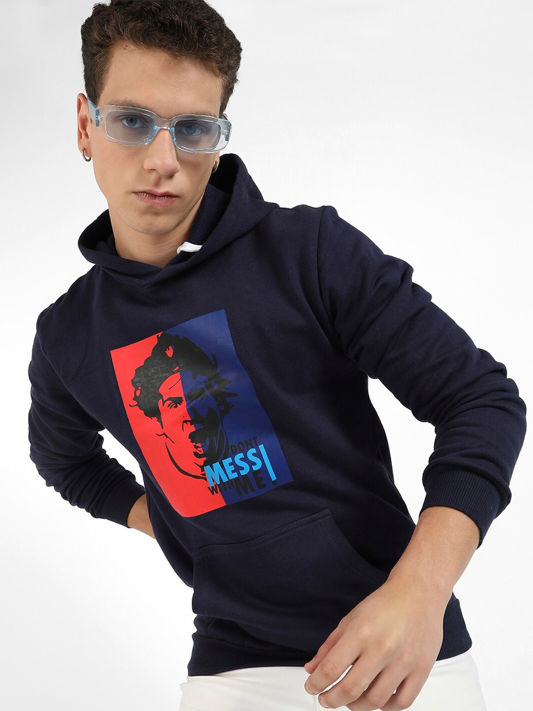 

Campus Sutra Graphic Printed Hooded Cotton Pullover Sweatshirt, Navy blue