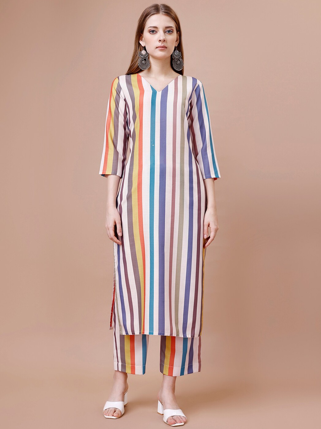 

heemara Striped V-Neck Regular Kurta With Trousers, Blue