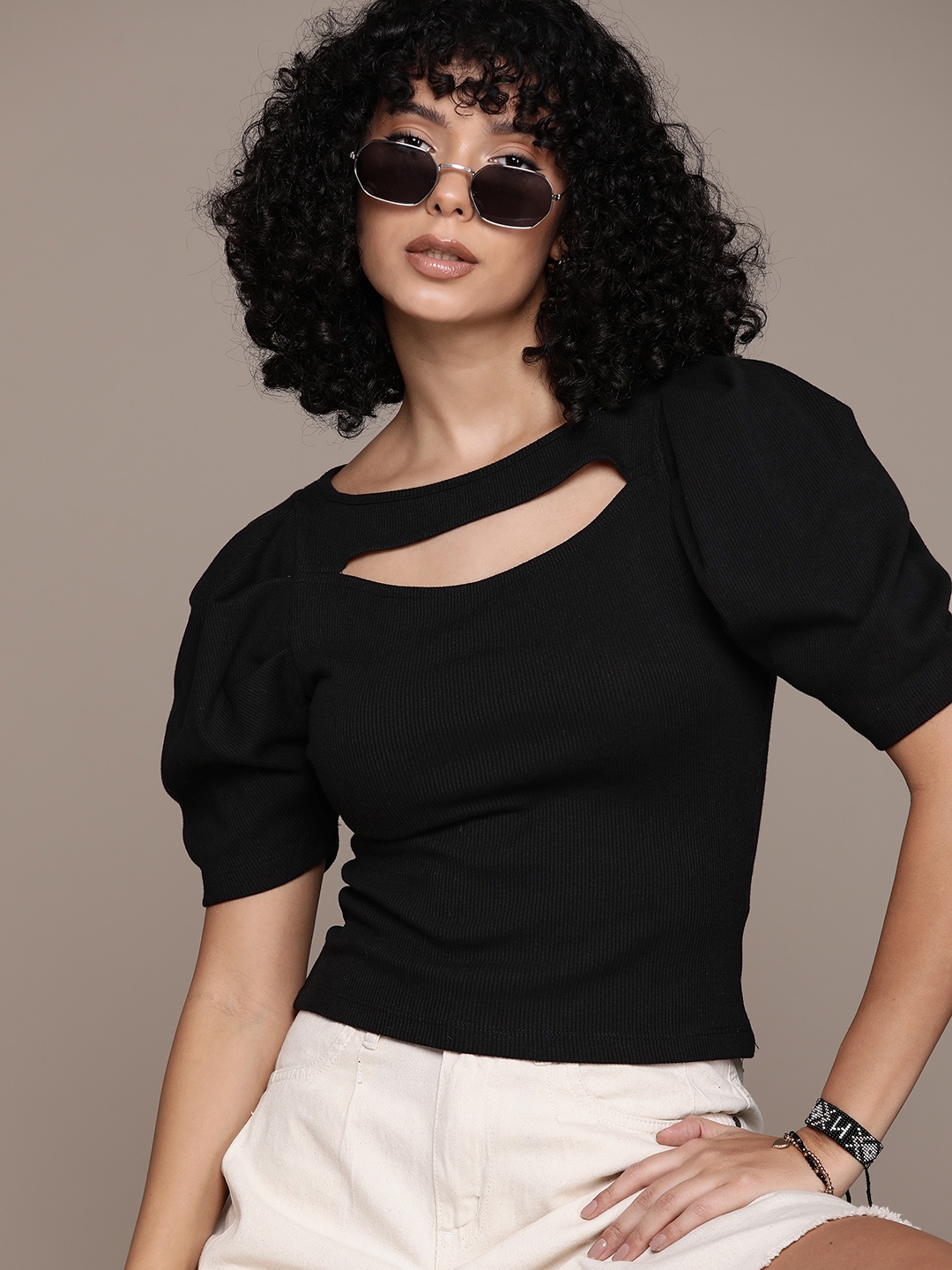 

The Roadster Lifestyle Co. Cut-Out Detail Ribbed Fitted Top, Black