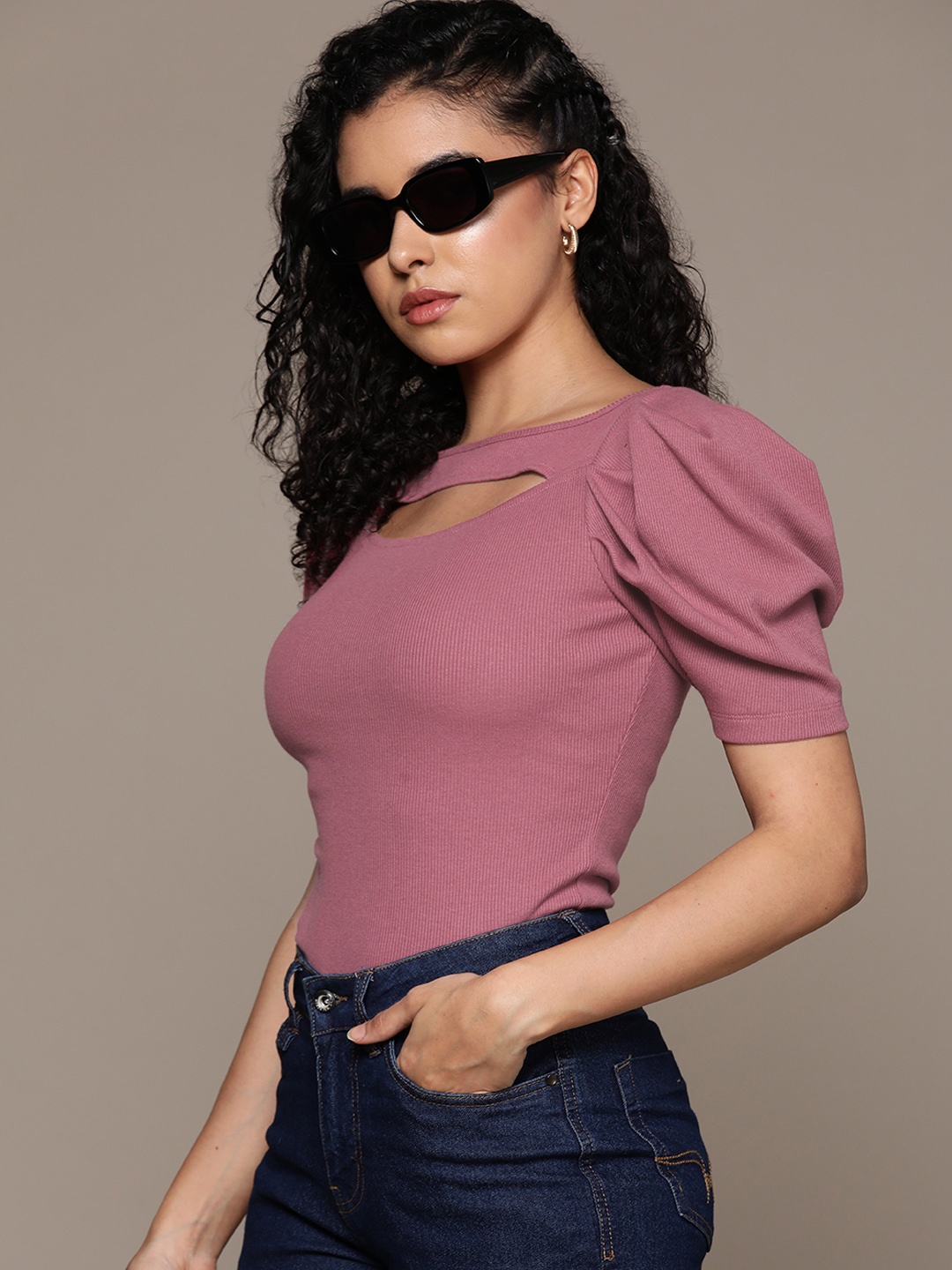 

The Roadster Lifestyle Co. Cut-Out Ribbed Top, Rose