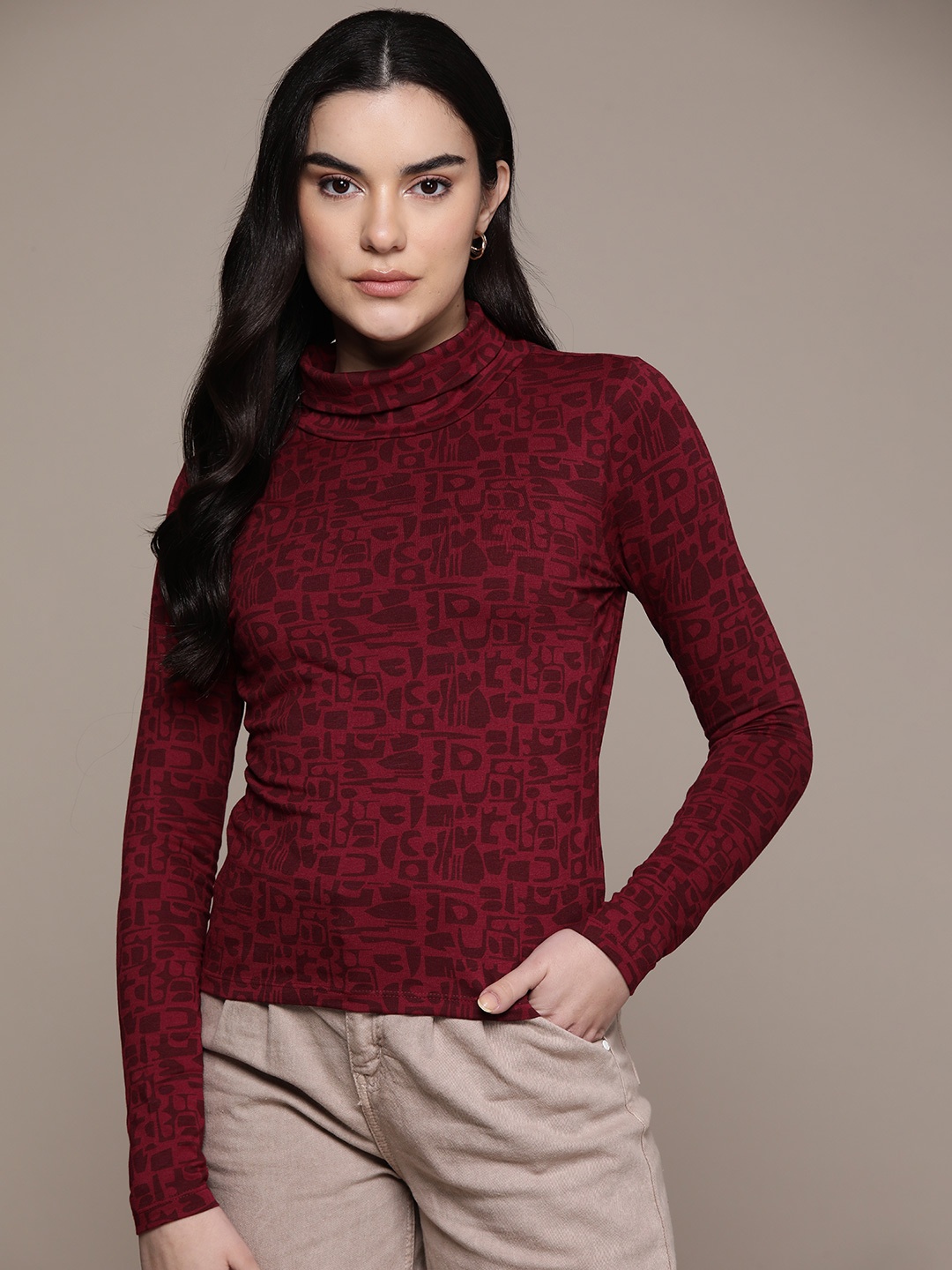 

The Roadster Lifestyle Co. Abstract Print High Neck Fitted Top, Maroon