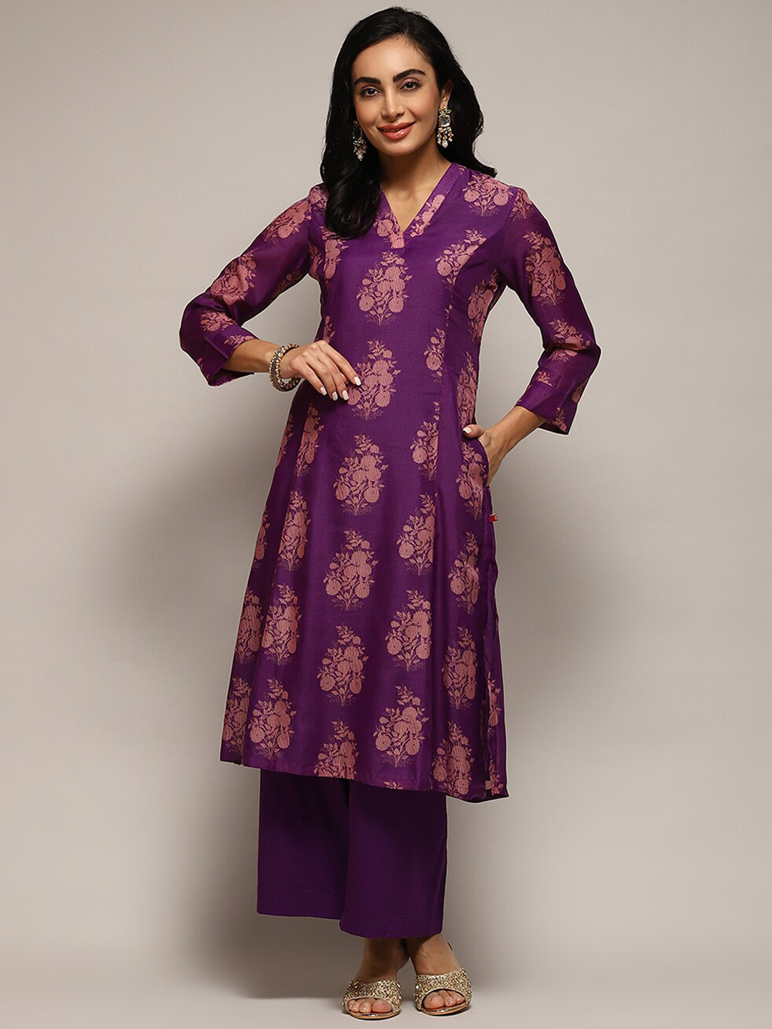

Biba Ethnic Motifs Printed Kurta with Palazzos, Violet