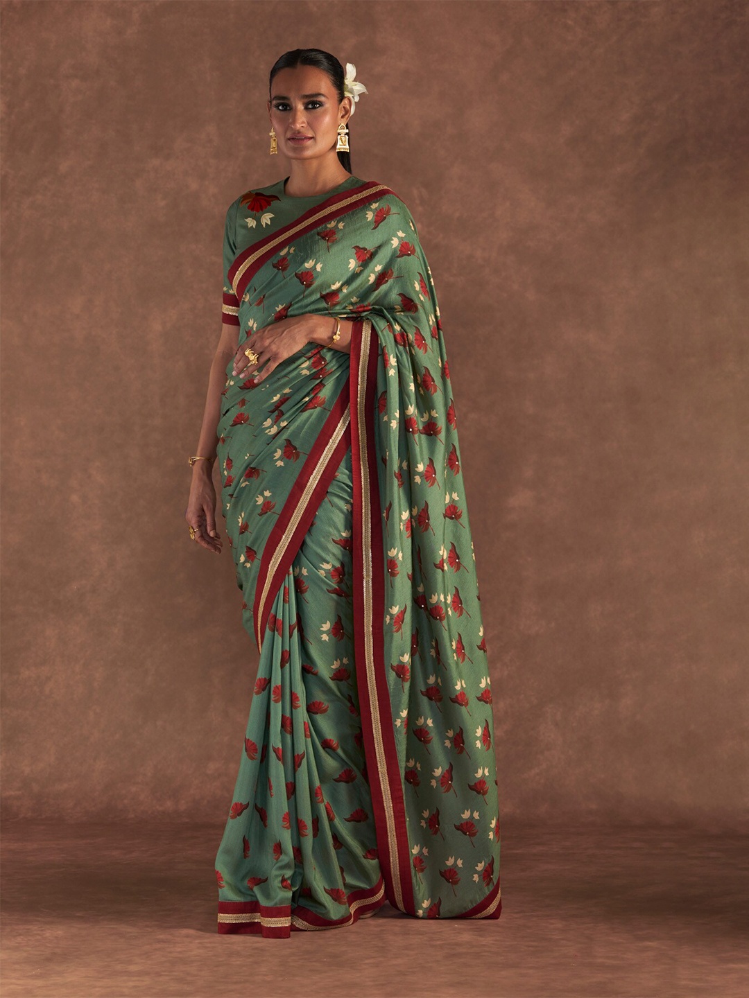 

Masaba Floral Printed Sequinned Saree, Green