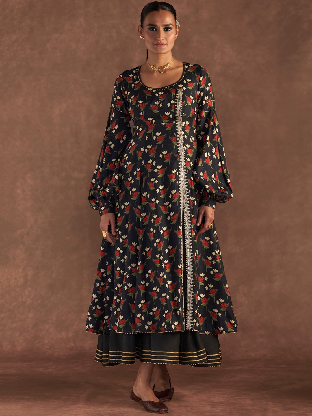 

Masaba Irisbud Kurta Dress, Black