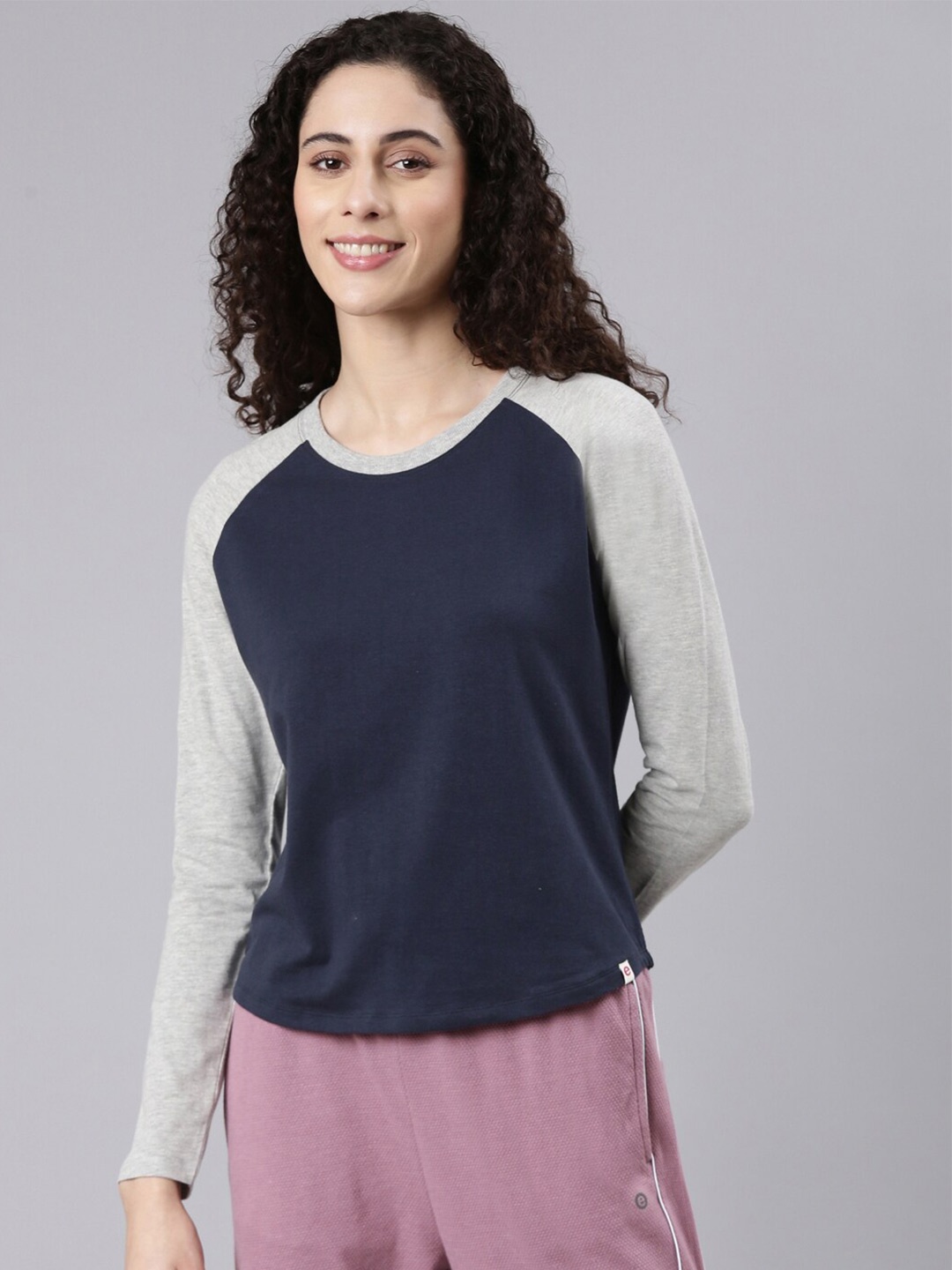 

Enamor Raglan Sleeve Cotton Slim Fit T-shirt, Navy blue