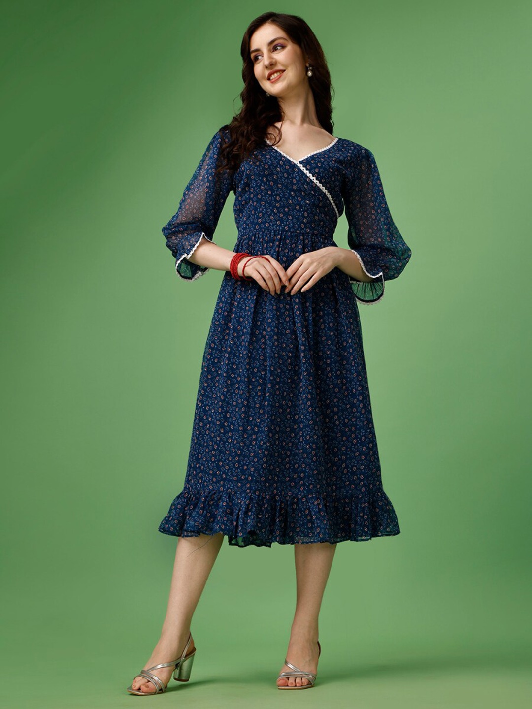 

Fashion2wear Floral Print Bell Sleeve V-Neck Fit & Flare Pleated Midi Dress, Blue