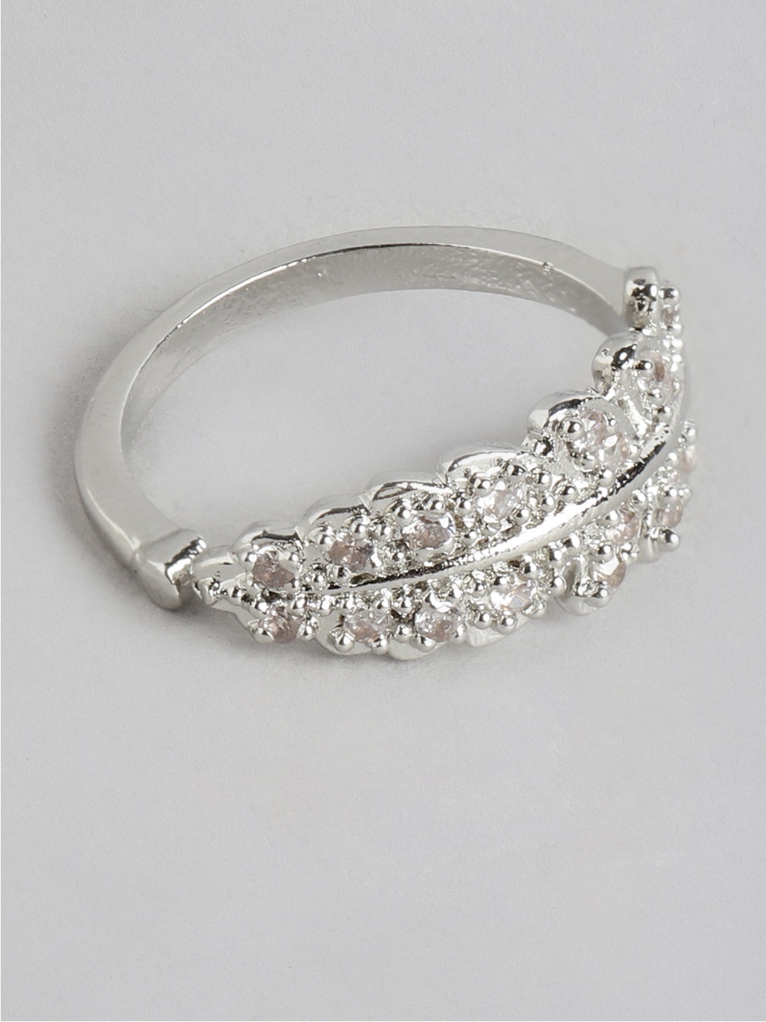 

PARIS HAMILTON Leaf Shaped Silver-Plated Single Solitaire Finger Ring
