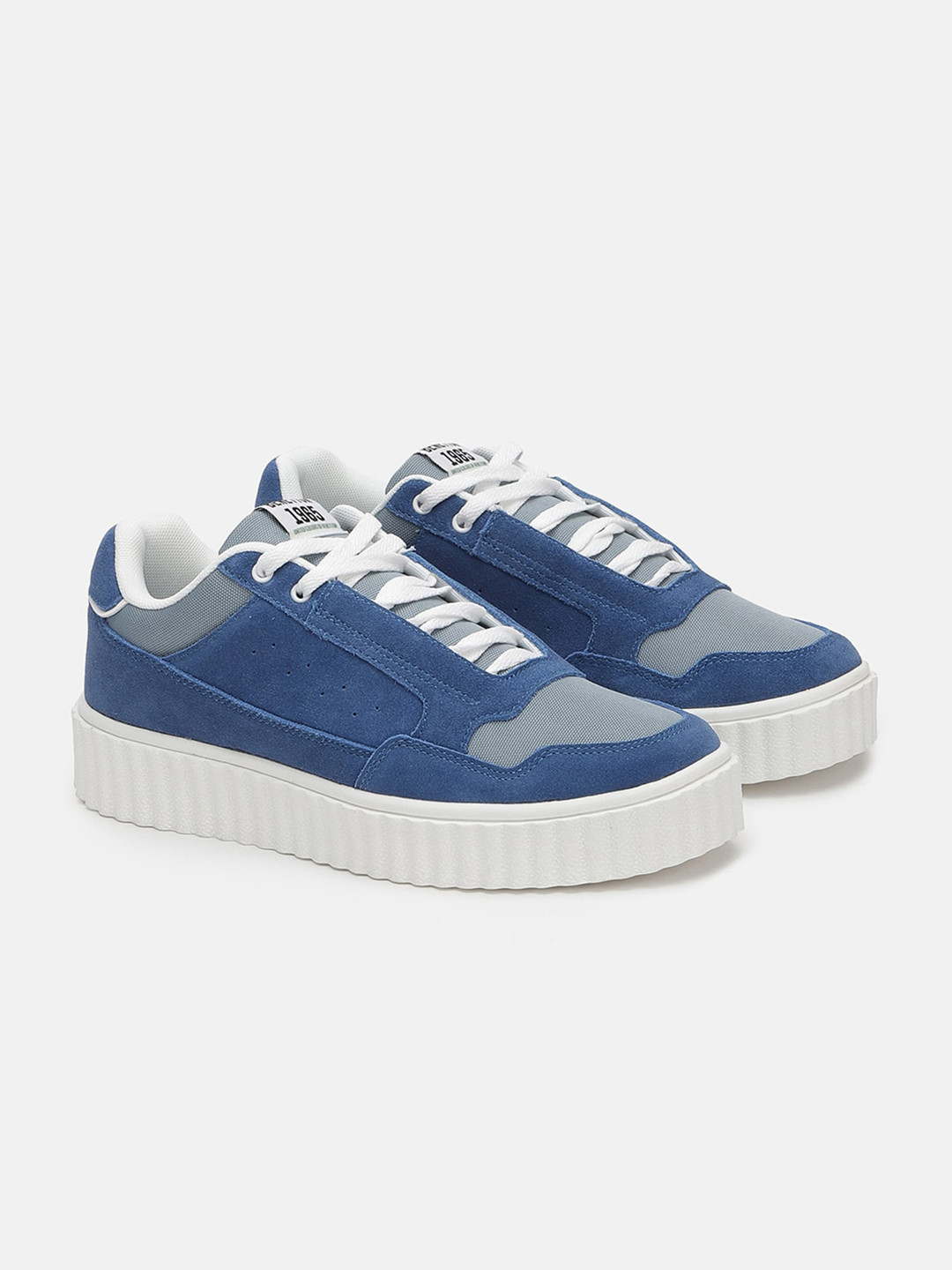 

United Colors of Benetton Men Perforations Lightweight Suede Sneakers, Blue