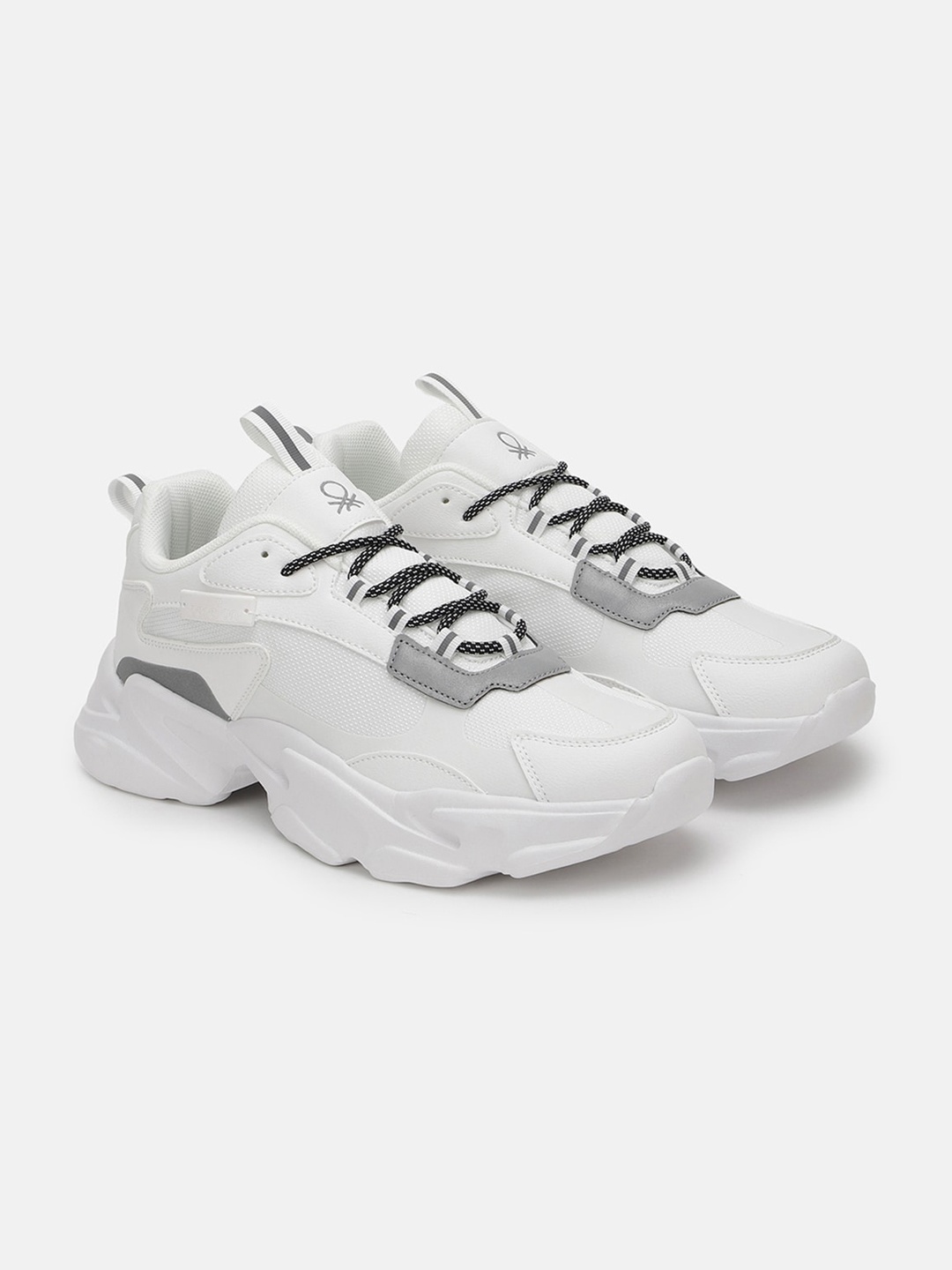 

United Colors of Benetton Men Lightweight Comfort Insole Basics Sneakers, White
