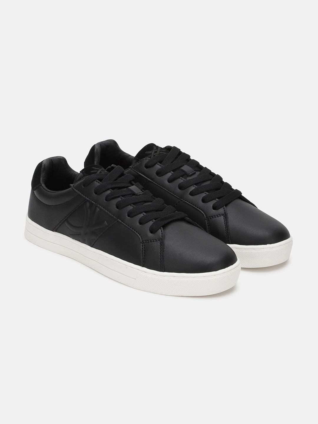 

United Colors of Benetton Men Lightweight Lace-Up Sneakers, Black