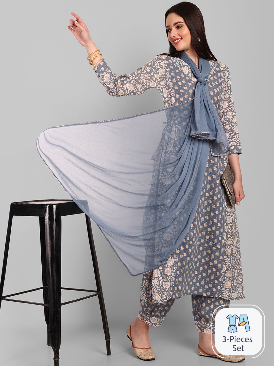 

Navlik Floral Printed Gotta Patti Pure Cotton Kurta With Salwar & Dupatta, Grey