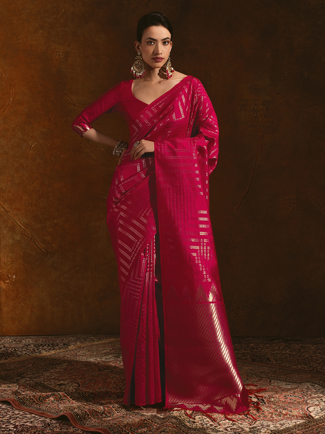 

Soch Pink & Gold-Toned Woven Design Zari Tussar Saree