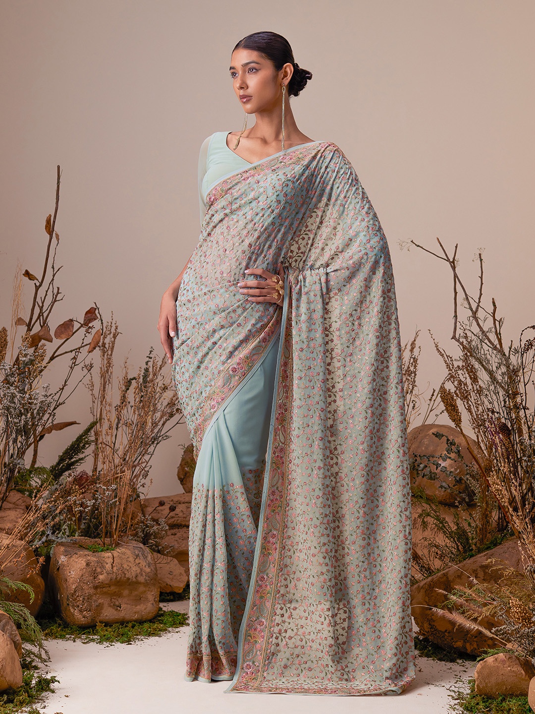 

Soch Floral Embroidered Saree, Blue