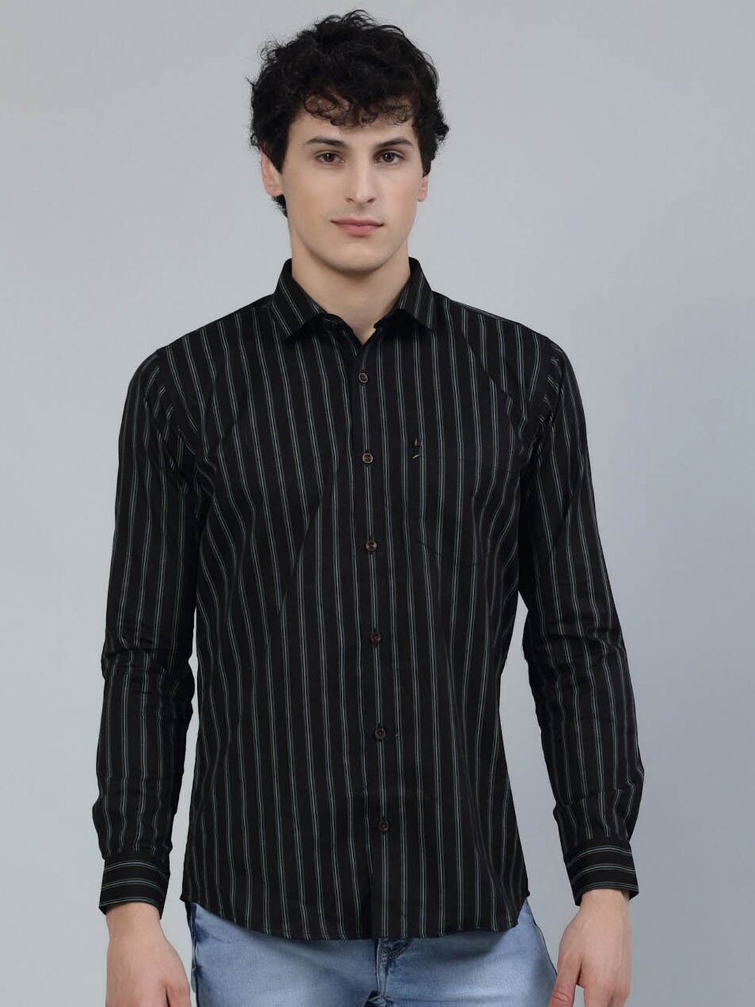 

JADEBERRY Standard Vertical Stripes Casual Shirt, Black