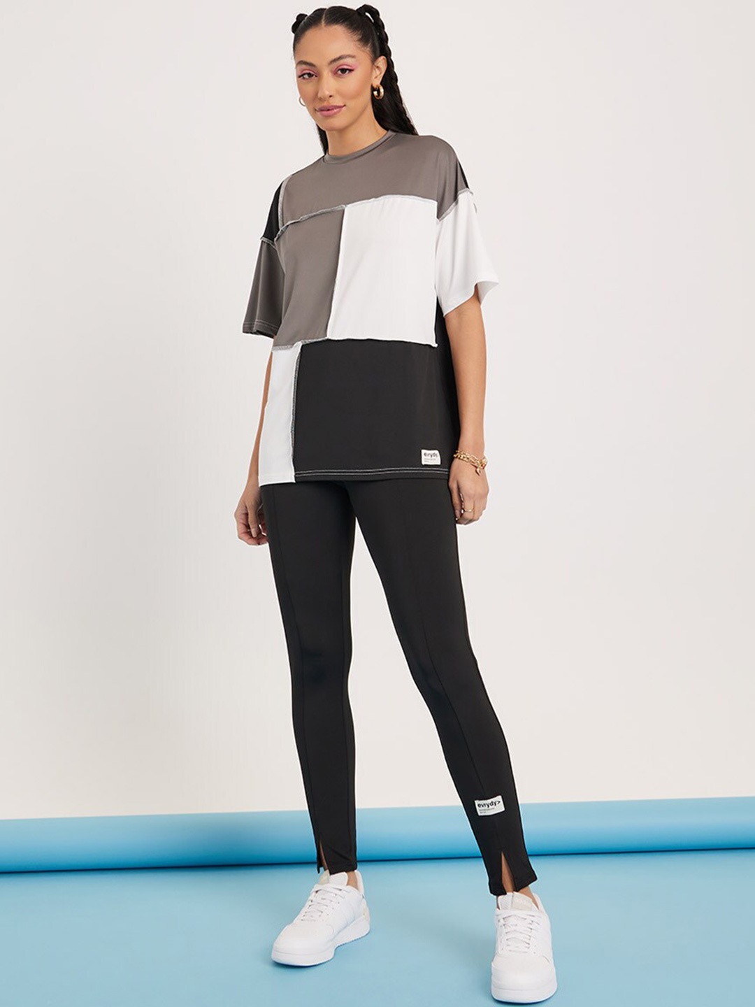 

Styli Oversized T Shirt & Legging Co-Ords Set, Black