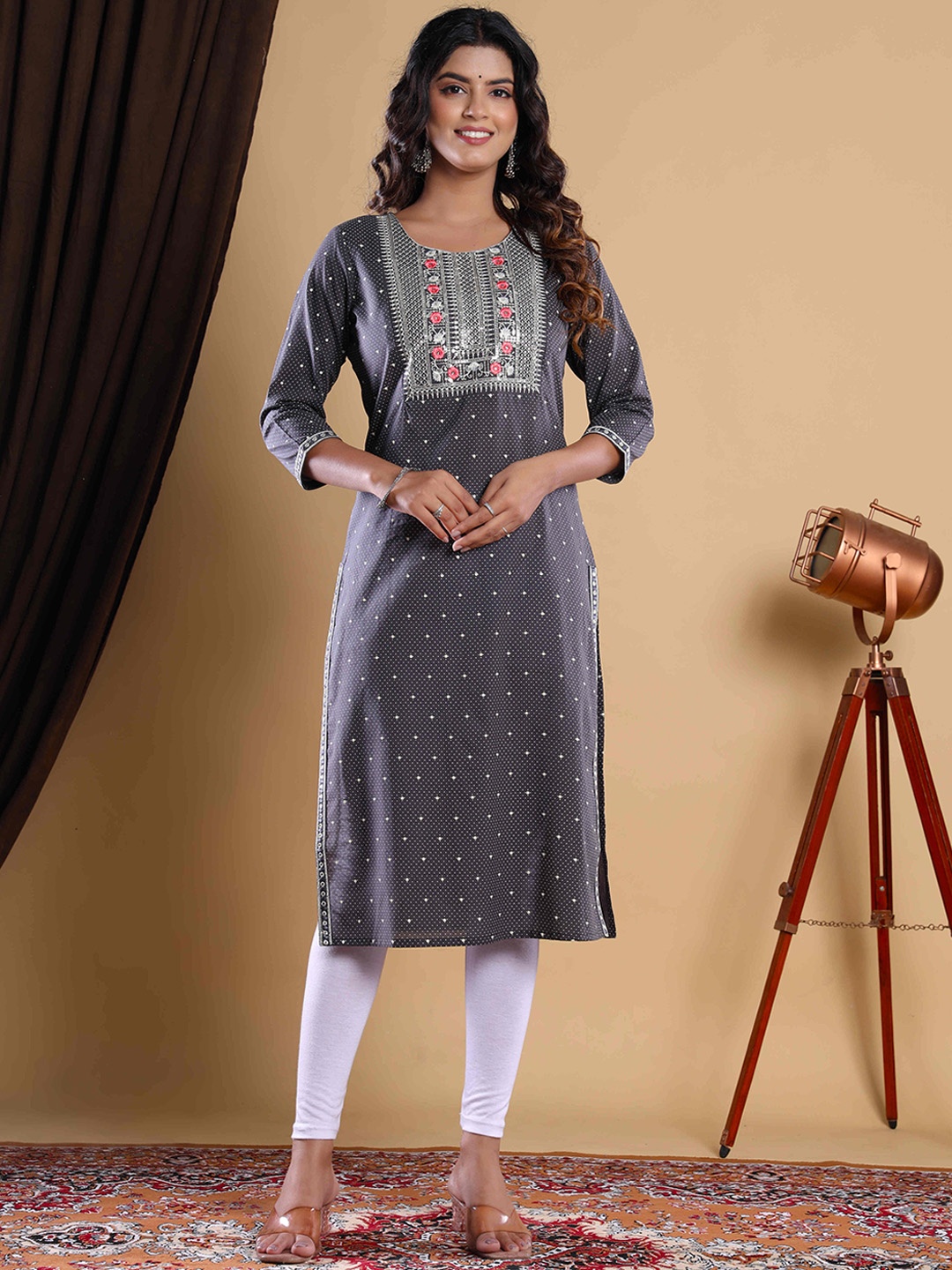 

RAISIN Ethnic Motifs Printed Sequinned Kurta, Grey