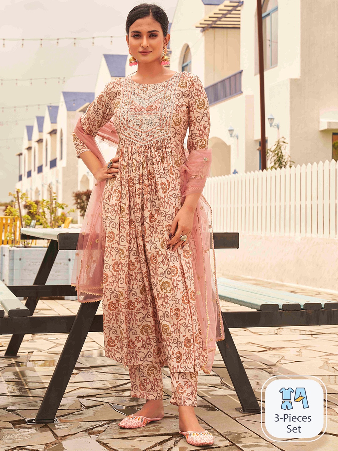 

Tikhi Imli Ethnic Motifs Printed Pleated Kurta With Trousers & Dupatta, Pink