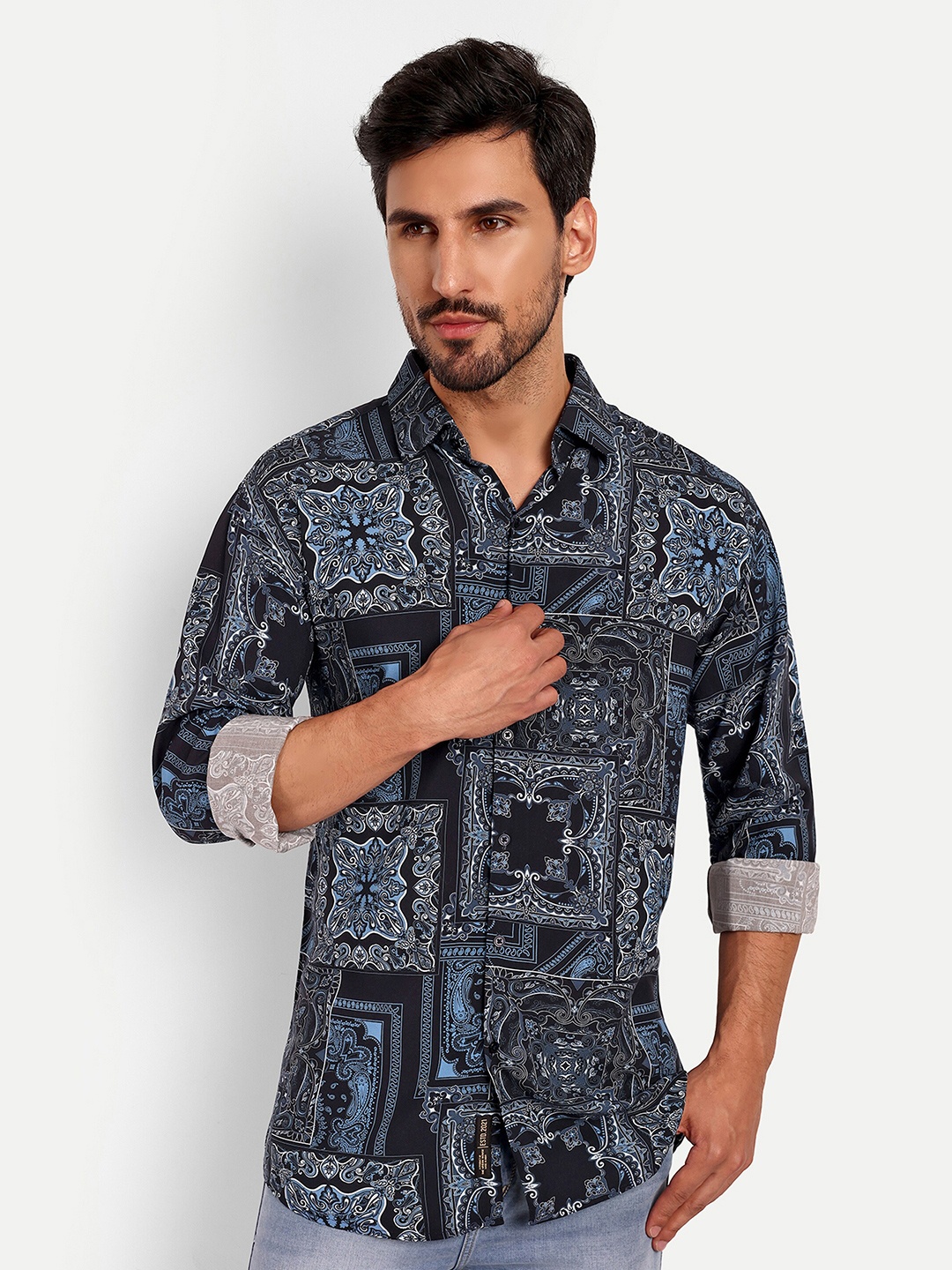 

Urban Scissors India Slim Fit Ethnic Motifs Printed Pure Cotton Casual Shirt, Blue