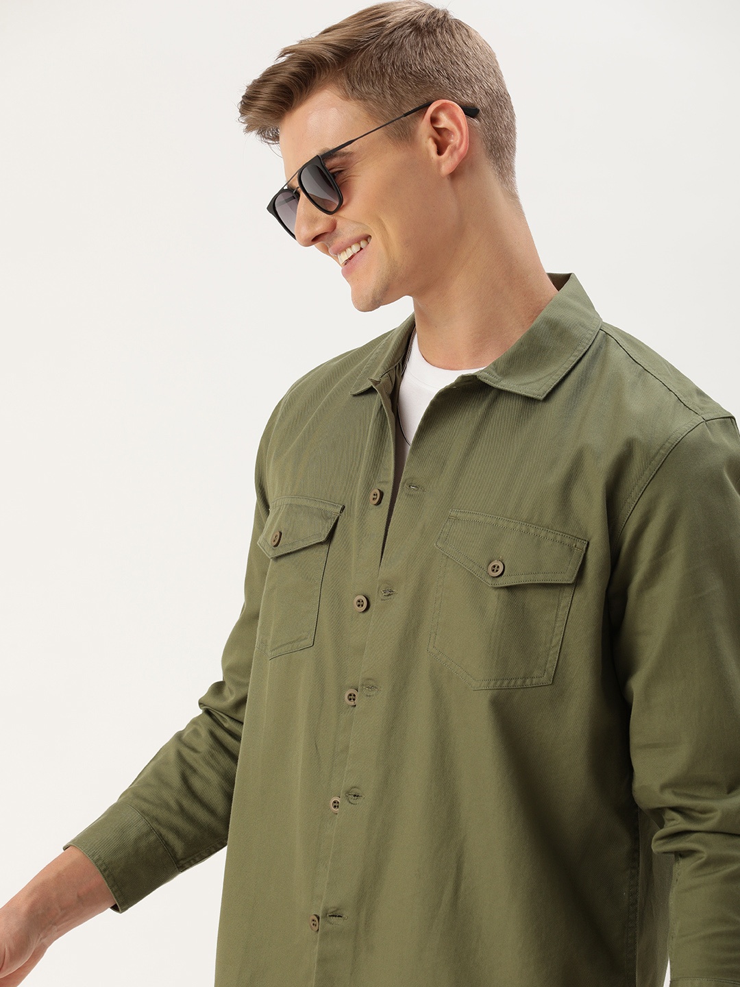 

Mast & Harbour Men Standard Cotton Shacket, Green