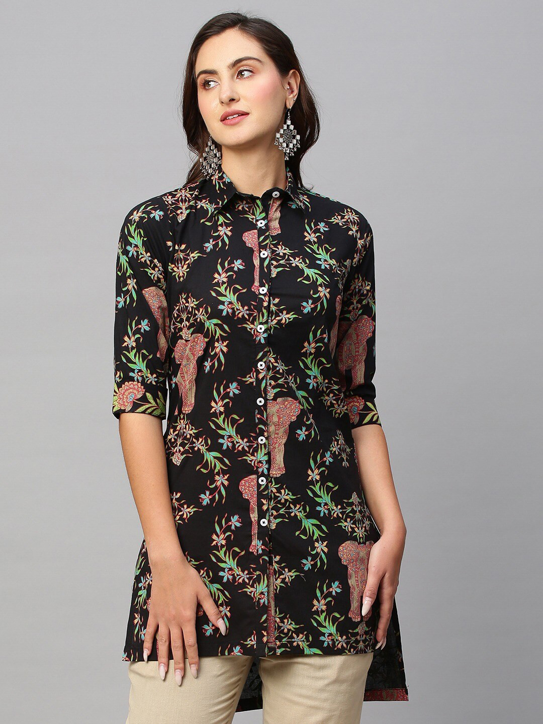 

Sangria Ethnic Motifs Printed Pure Cotton Empire Kurti, Black