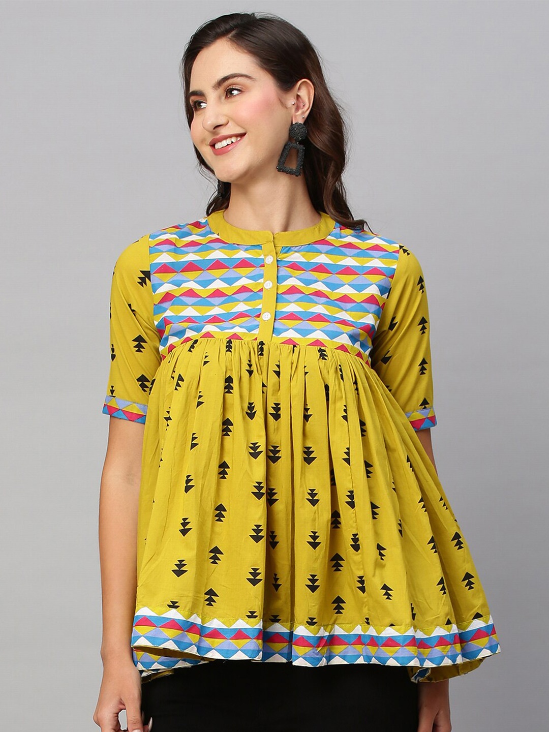 

Sangria Geometric Printed Pure Cotton Pleated Anarkali Short Kurti, Green