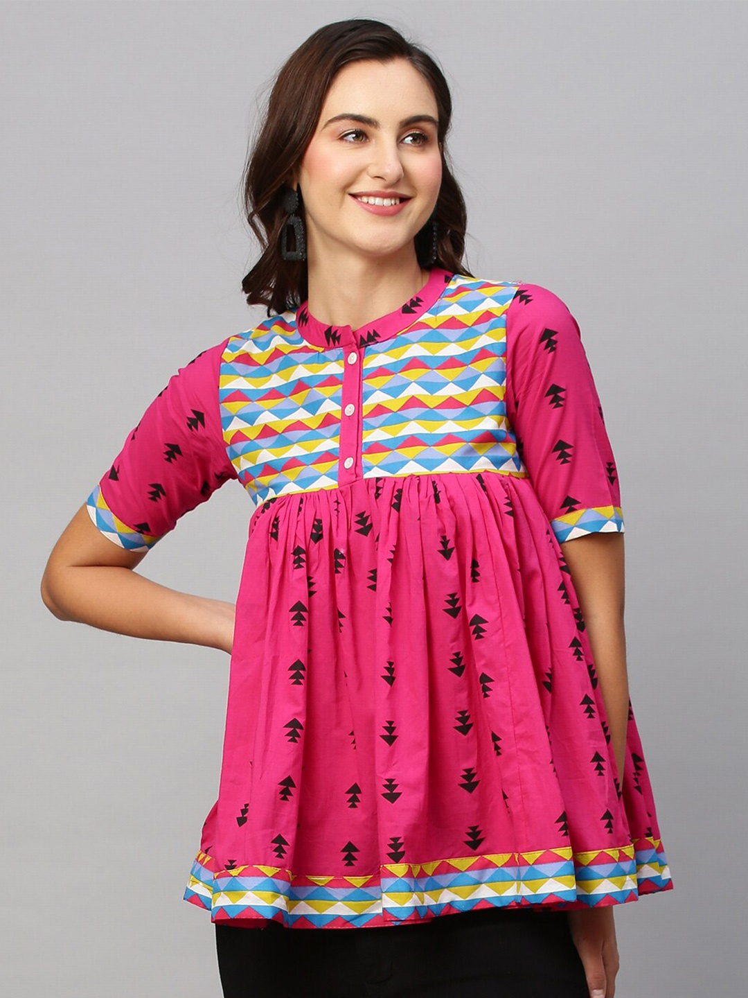 

Sangria Geometric Printed Pure Cotton Pleated Anarkali Kurti, Pink