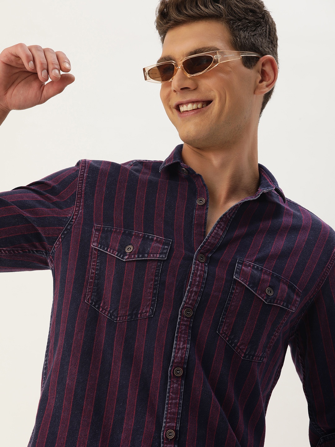

Mast & Harbour Men Standard Cotton Indigo Striped Shirt, Blue