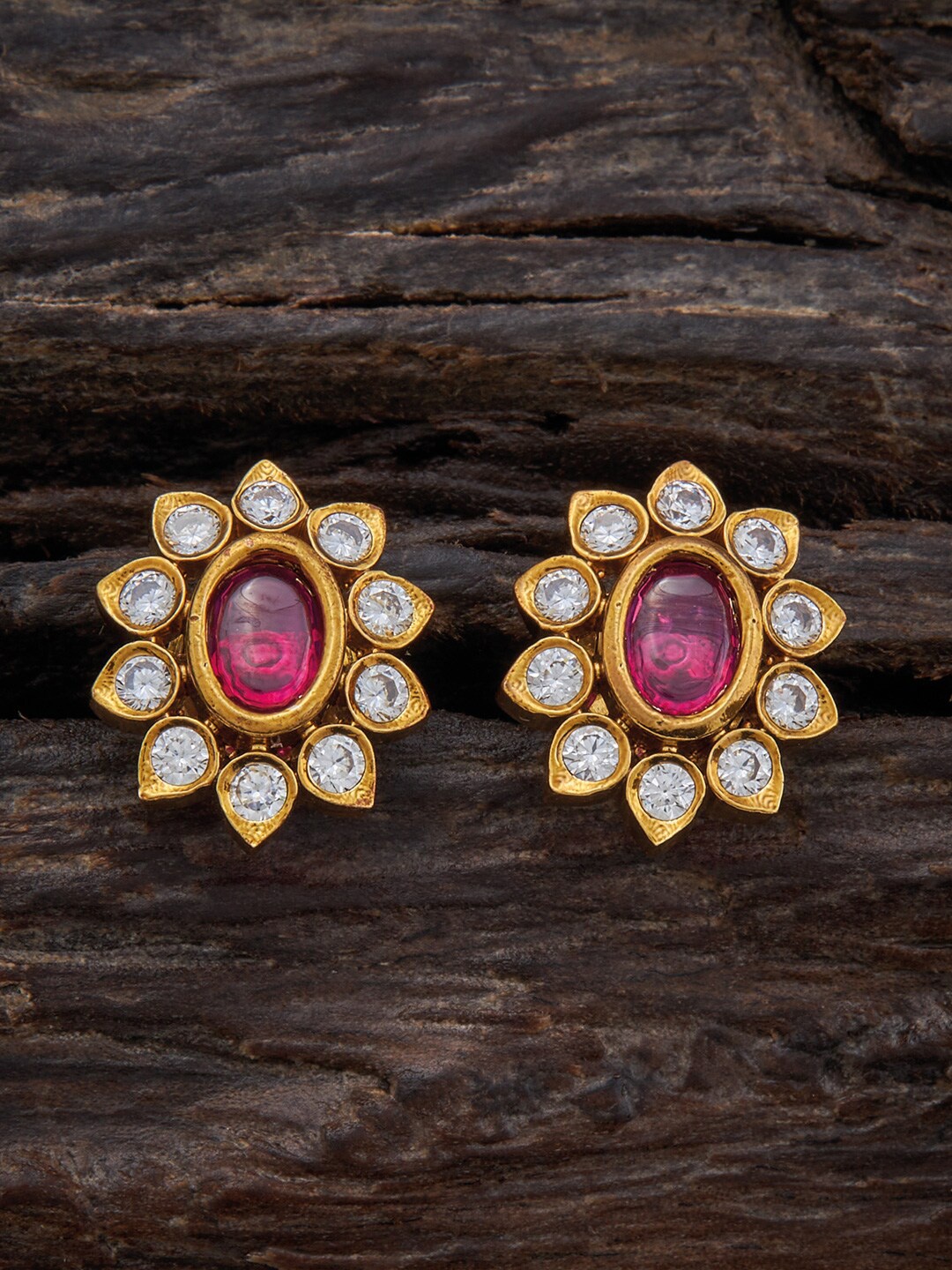 

Kushal's Fashion Jewellery Gold-Plated Floral Stud Earrings