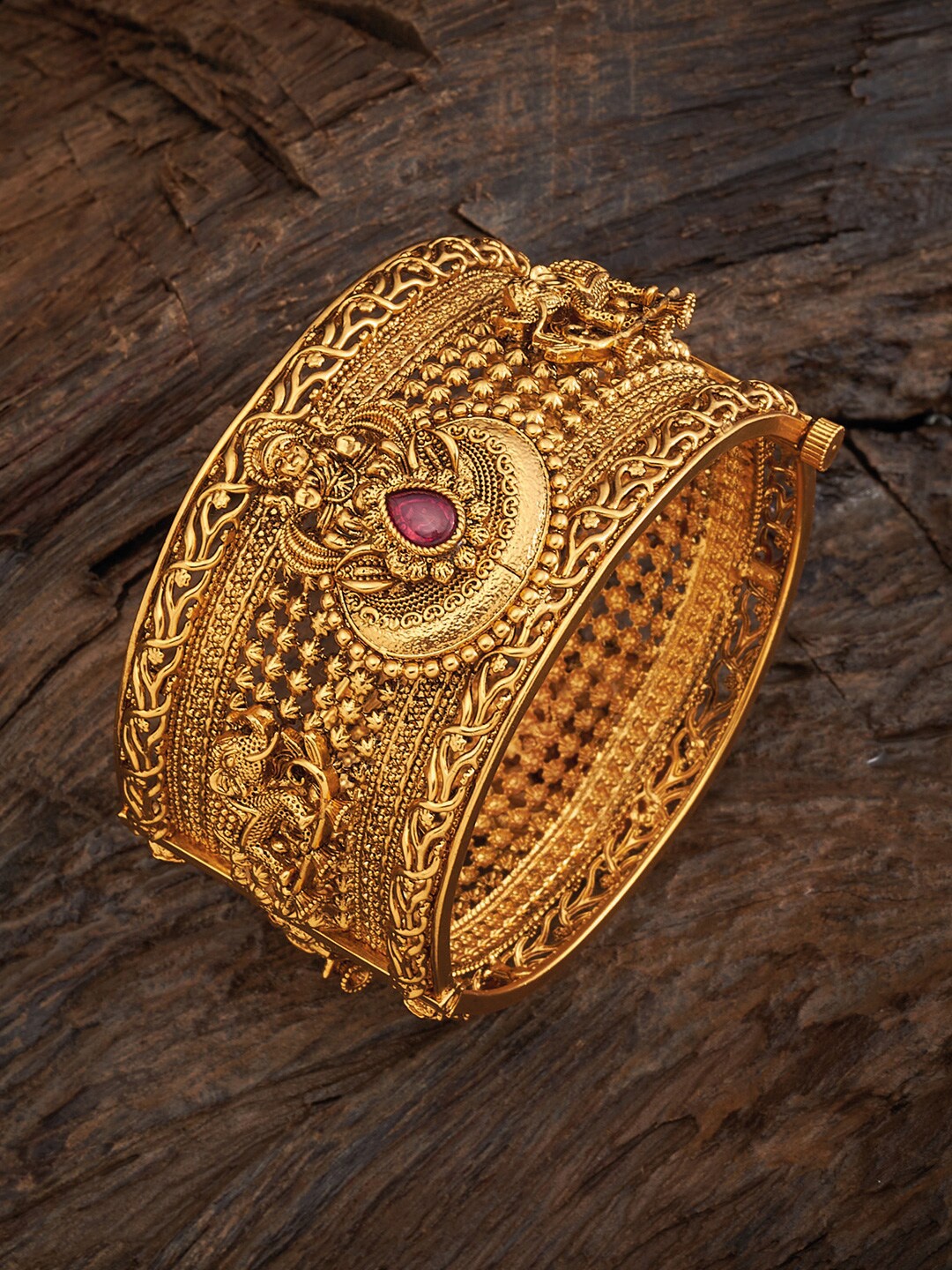 

Kushal's Fashion Jewellery Gold Plated Stone Studded Kada Bangle
