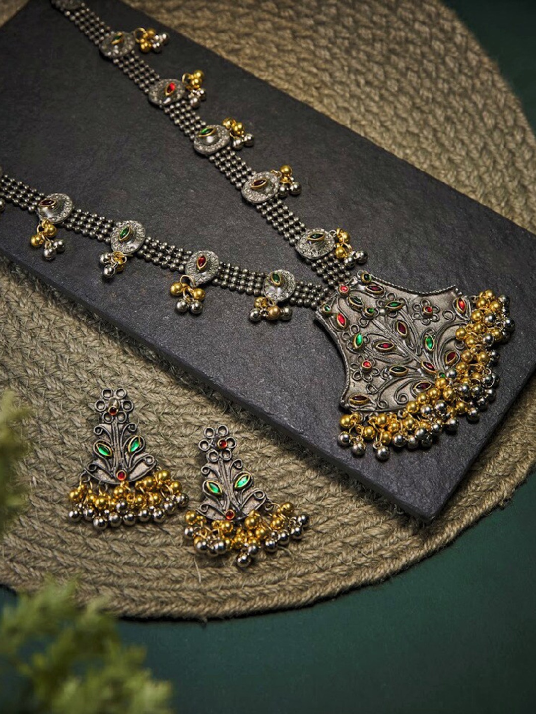 

ATIBELLE German Silver Kundan-studded Jewellery Set
