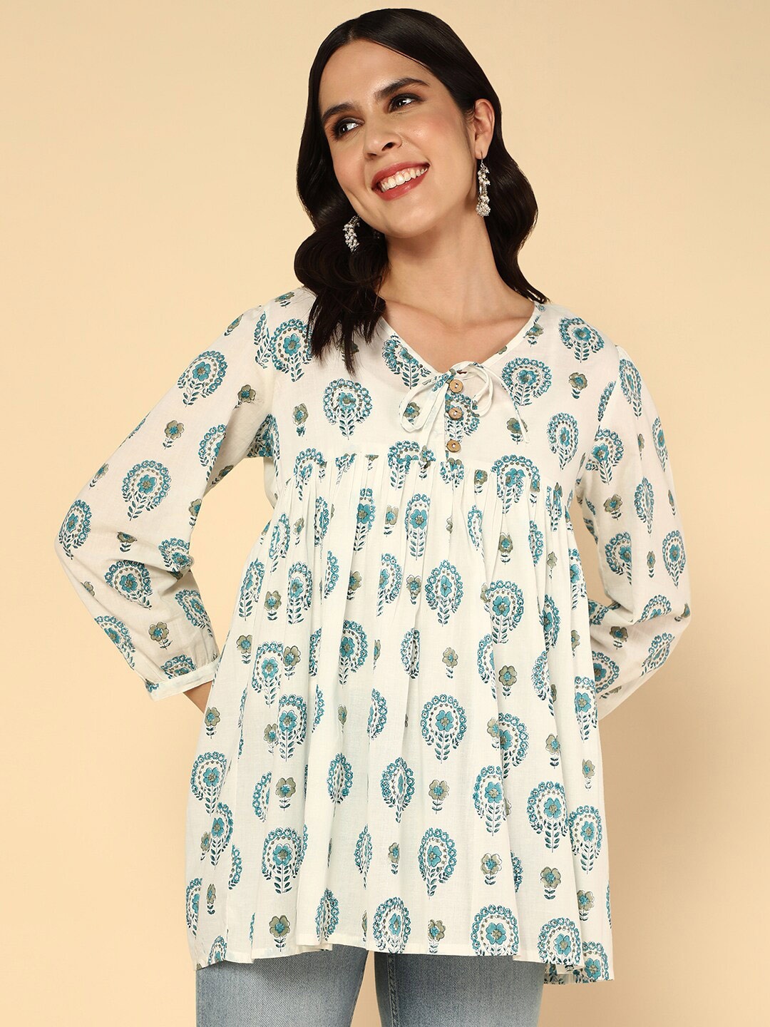 

aturabi Floral Printed Pure Cotton Empire Kurti, White