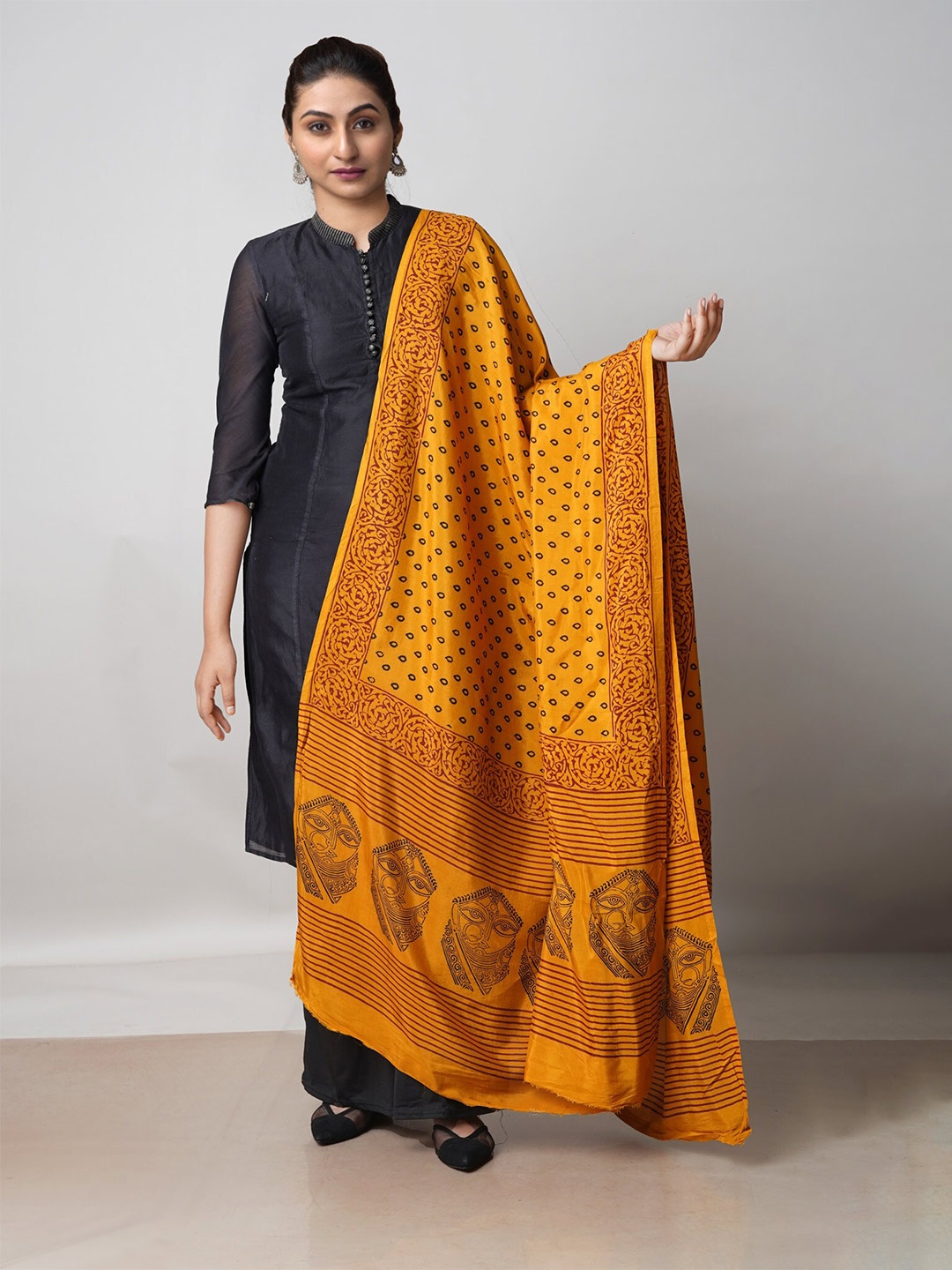 

Unnati Silks Ethnic Motifs Printed Pure Cotton Dupatta, Yellow