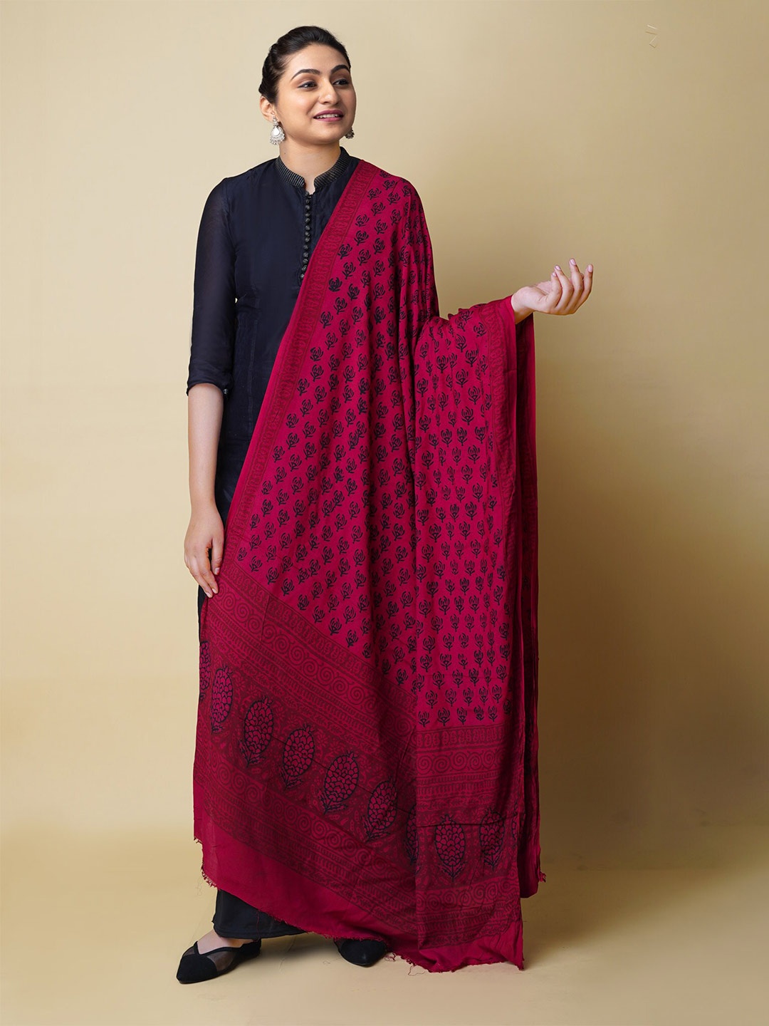 

Unnati Silks Ethnic Motifs Printed Pure Cotton Dupatta, Maroon