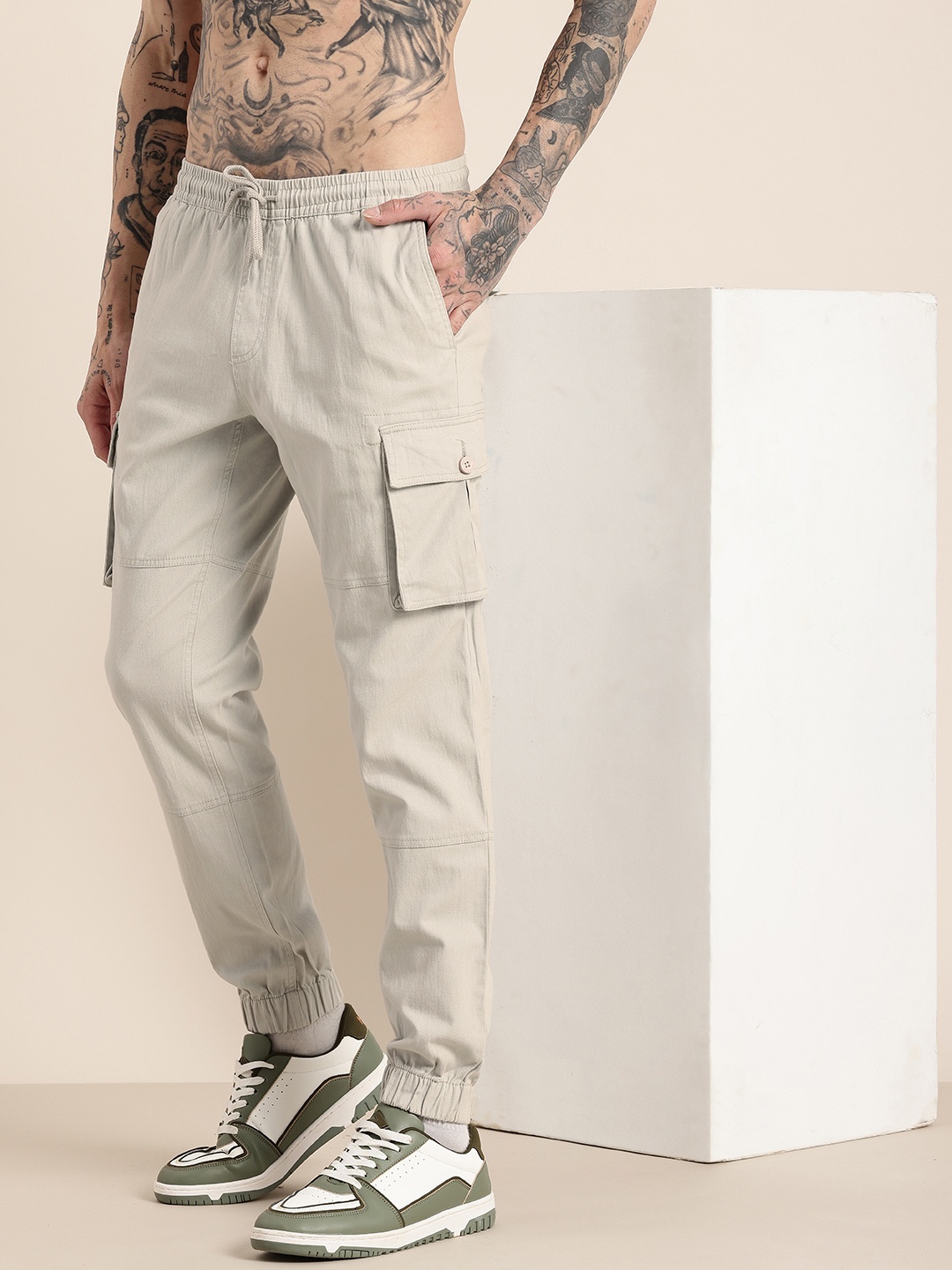 

HERE&NOW Men Cargo Trousers, Grey