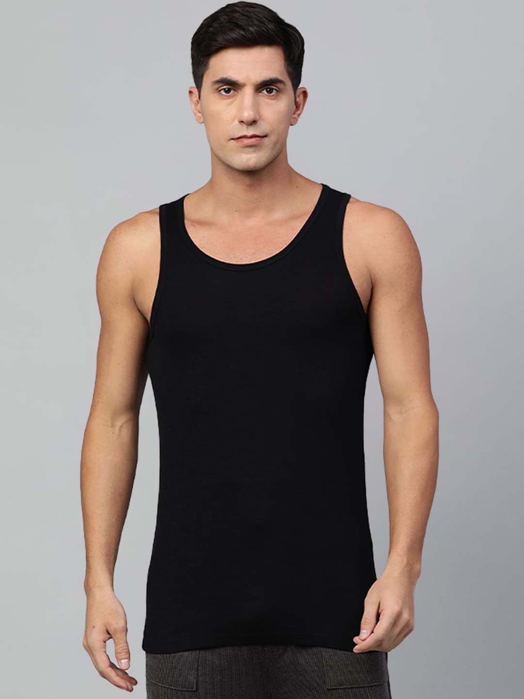 

Heelium Men Bamboo Super Soft & Odour Free Comfort Fit Vest, Black