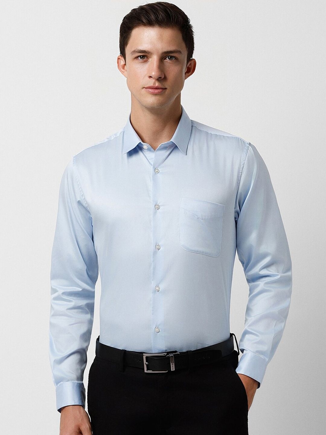 

Peter England Opaque Slim Fit Pure Cotton Formal Shirt, Blue