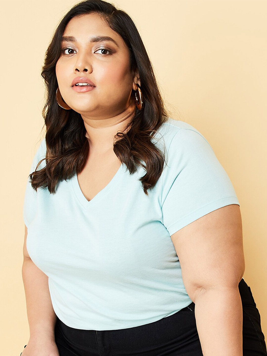 

max Plus Size V-Neck Short Sleeves T-shirt, Blue